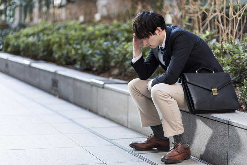 就活で落ち込む気持ち…「就活うつ」で潰れないための対策方法｜就活 TIPS｜証明写真ならスタジオフォプロ